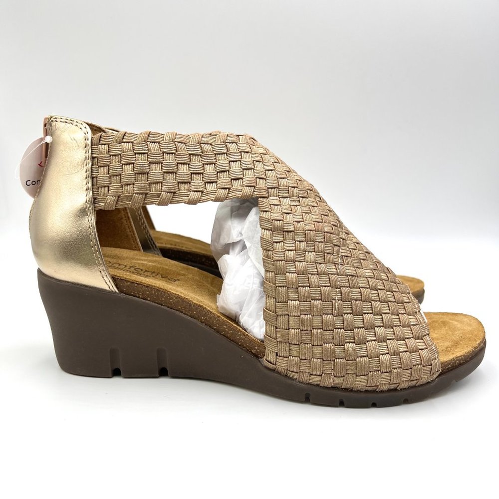 Comfortiva Womens Size 10 Alesha Gold Brown Woven Open Toe Wedges Sandals Shoes